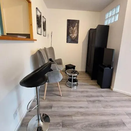 Studio For 2 People *